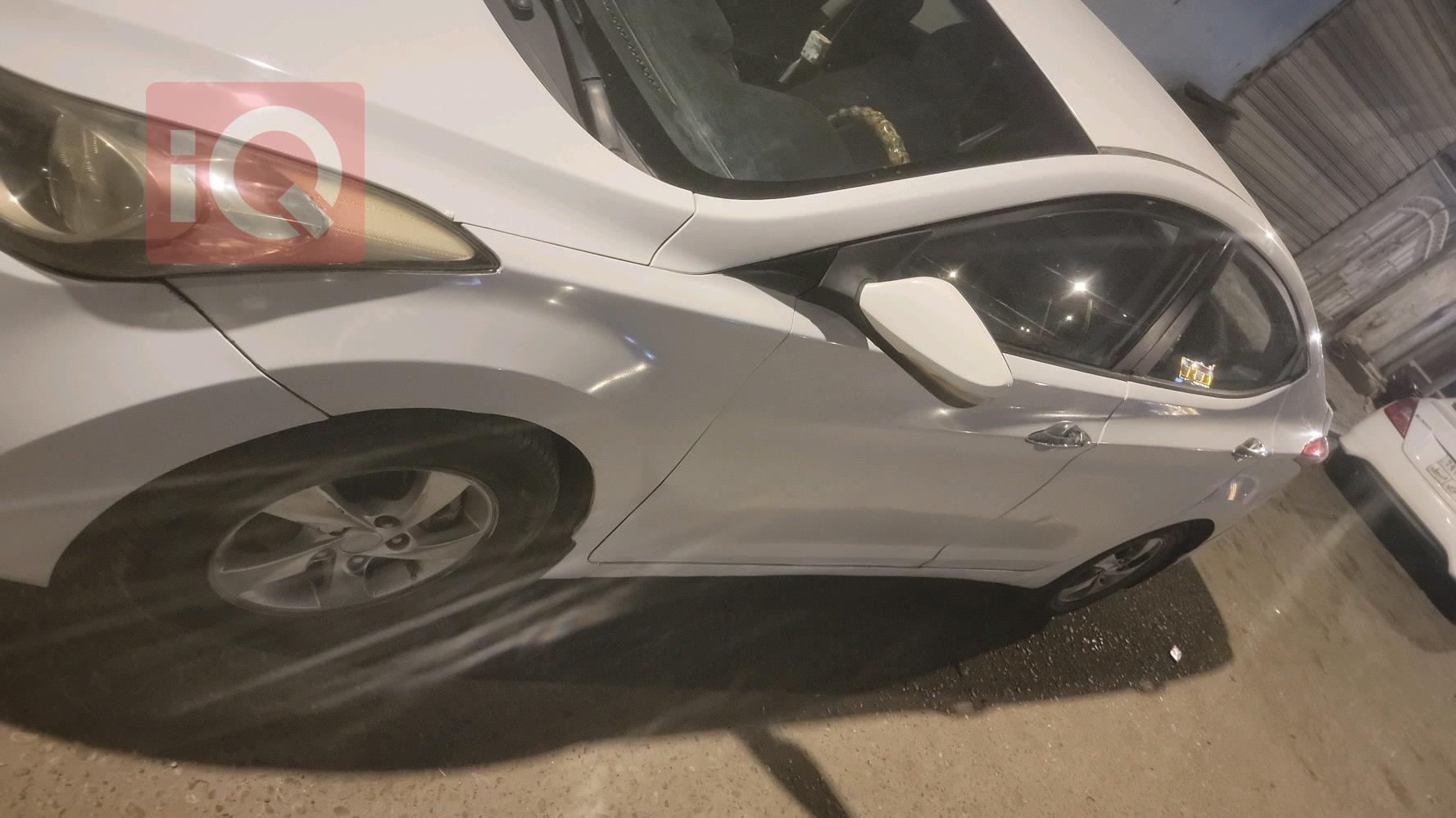 هيونداي النترا